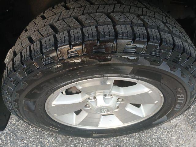 Toyota Tacoma Double Cab - Thumbnail 5