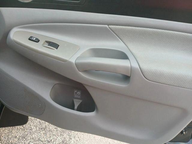 Toyota Tacoma Double Cab - Thumbnail 19