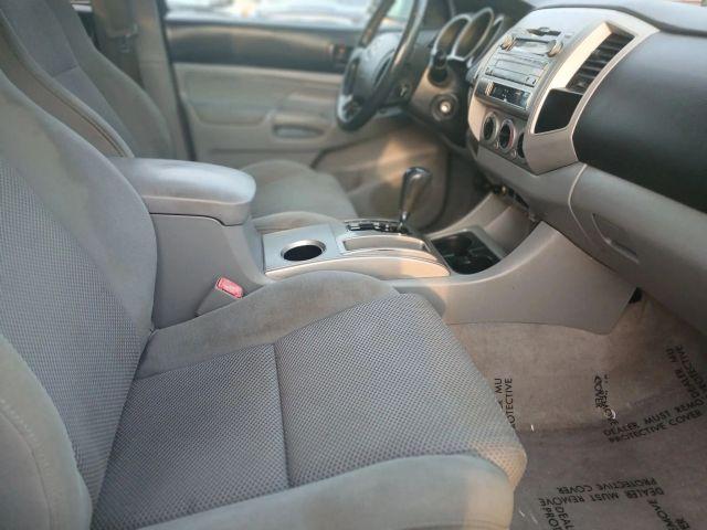 Toyota Tacoma Double Cab - Thumbnail 20