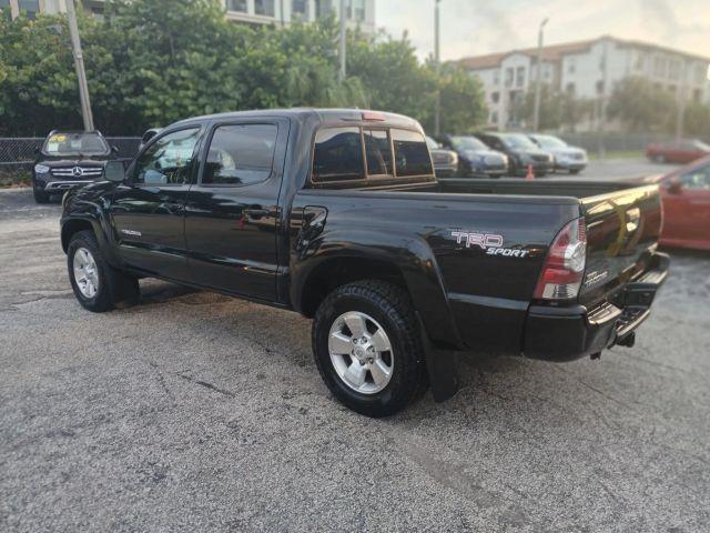 Toyota Tacoma Double Cab - Thumbnail 8