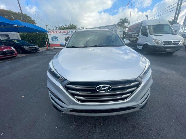 Hyundai Tucson - Thumbnail 11