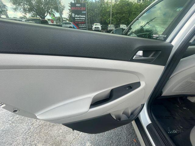 Hyundai Tucson - Thumbnail 16