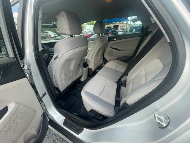 Hyundai Tucson - Thumbnail 17