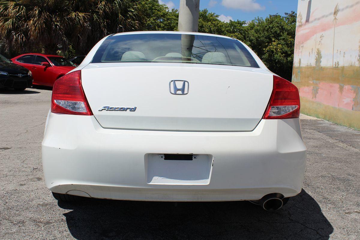 Honda Accord Coupe Only $8500 Cash** "No Financing" - Thumbnail 9