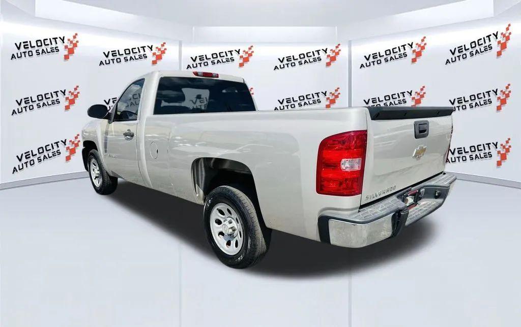 Chevrolet Silverado 1500 Regular Cab - Thumbnail 7