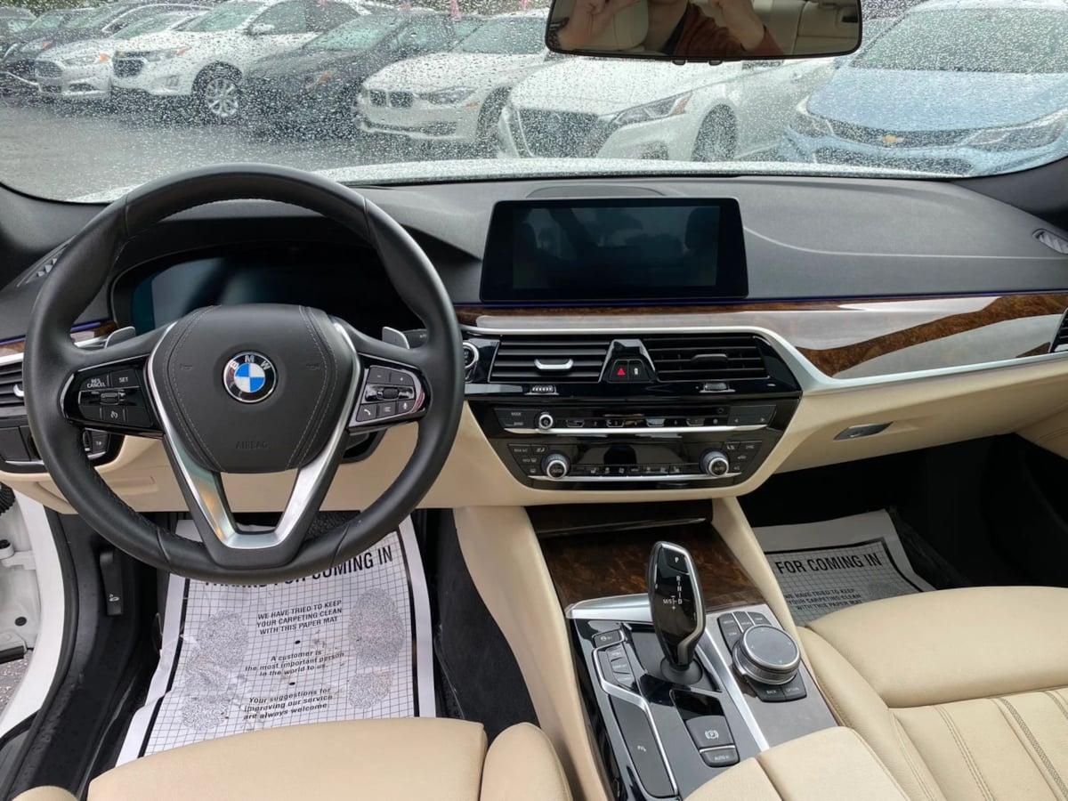 Bmw 5 Series 530I - Thumbnail 11