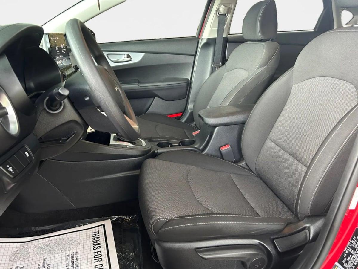 Kia Forte Lxs - Thumbnail 12