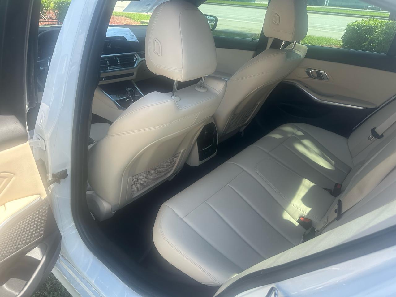 Bmw 3-Series330I - Thumbnail 19