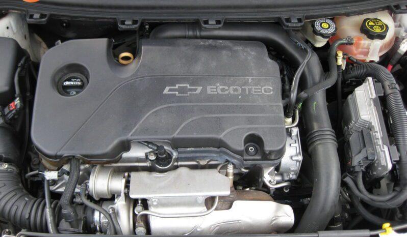 Chevrolet Cruze - Thumbnail 16