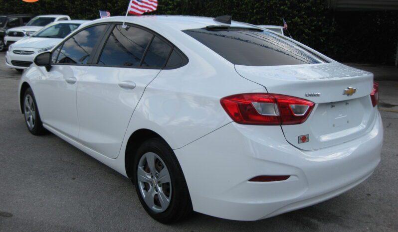 Chevrolet Cruze - Thumbnail 8