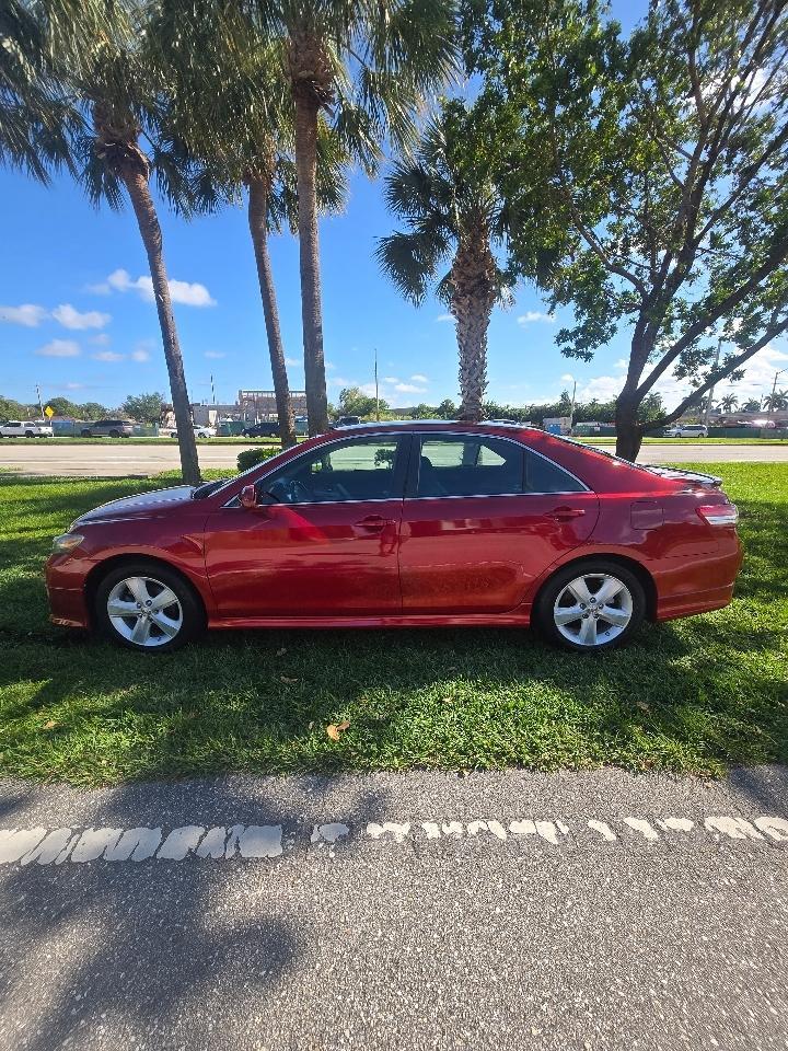 Toyota Camrybase 6-Spd At - Thumbnail 11