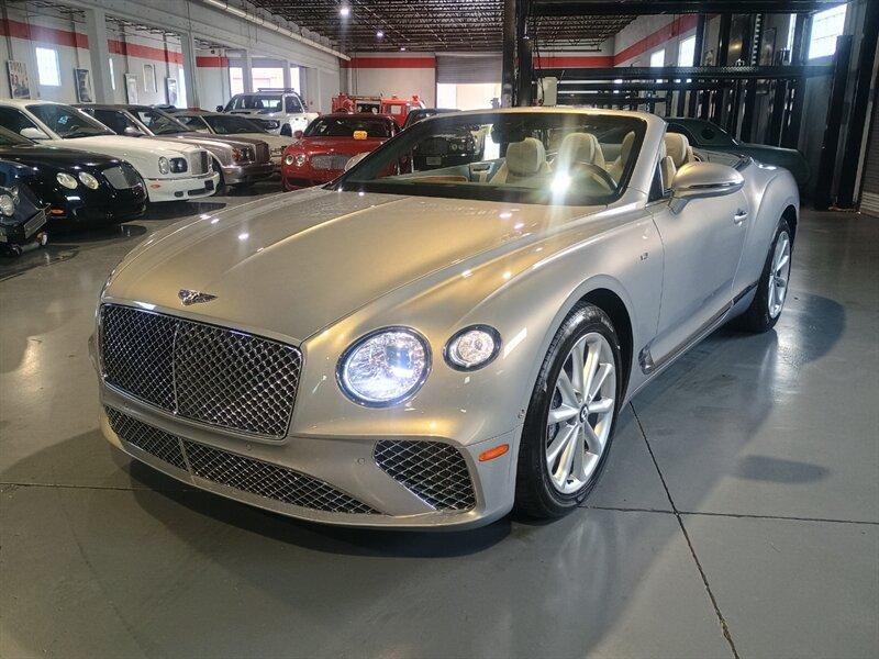 Bentley Continental GTC V8 - View 1