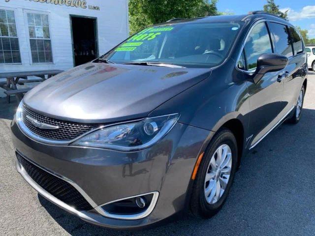 Chrysler Pacifica - View 1