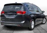 Chrysler Pacifica Touring-L Minivan 4D - Thumbnail 8