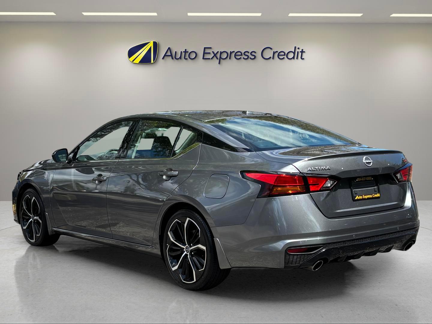 Nissan Altima Sr Fwd - Thumbnail 5