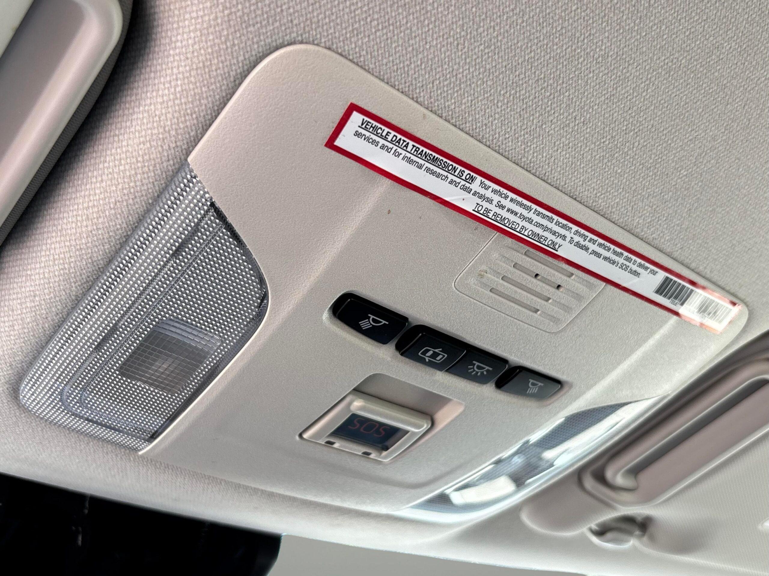 Toyota Corolla Le - Thumbnail 13