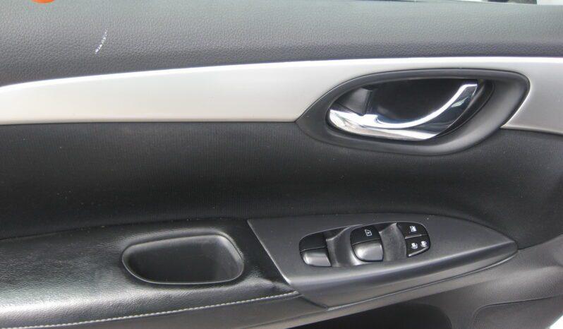 Nissan Sentra - Thumbnail 10
