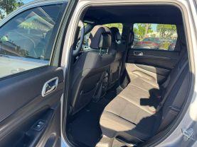 Jeep Grand Cherokee - Thumbnail 11