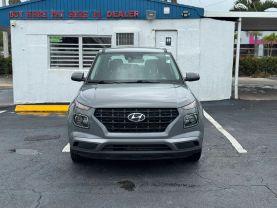 Hyundai Venue - Thumbnail 3