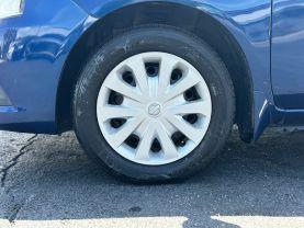 Nissan Versa - Thumbnail 17