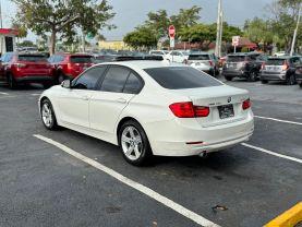 Bmw 3 Series - Thumbnail 5