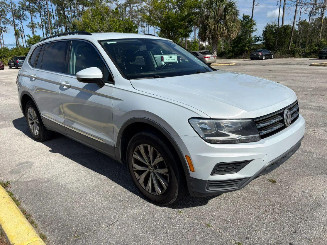 Volkswagen Tiguan - Thumbnail 11