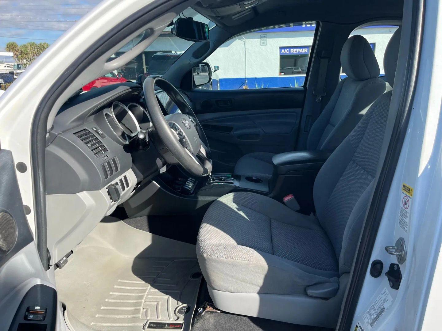 Toyota Tacoma - Thumbnail 18