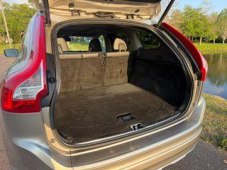 Volvo Xc60 - Thumbnail 14