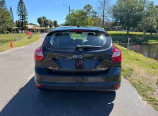 Ford Focus - Thumbnail 14