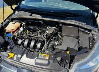 Ford Focus - Thumbnail 4