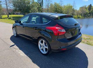 Ford Focus - Thumbnail 13