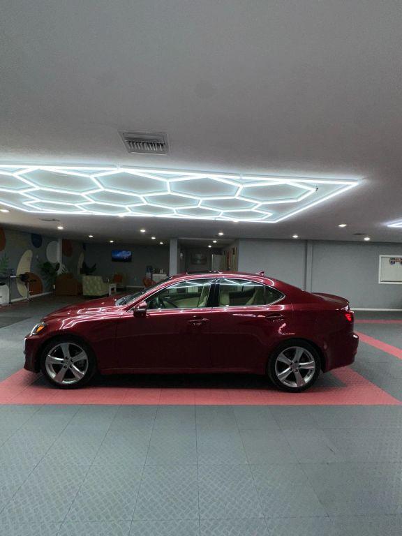 Lexus Is - Thumbnail 9