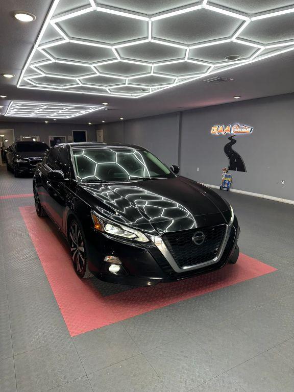 Nissan Altima - Thumbnail 7