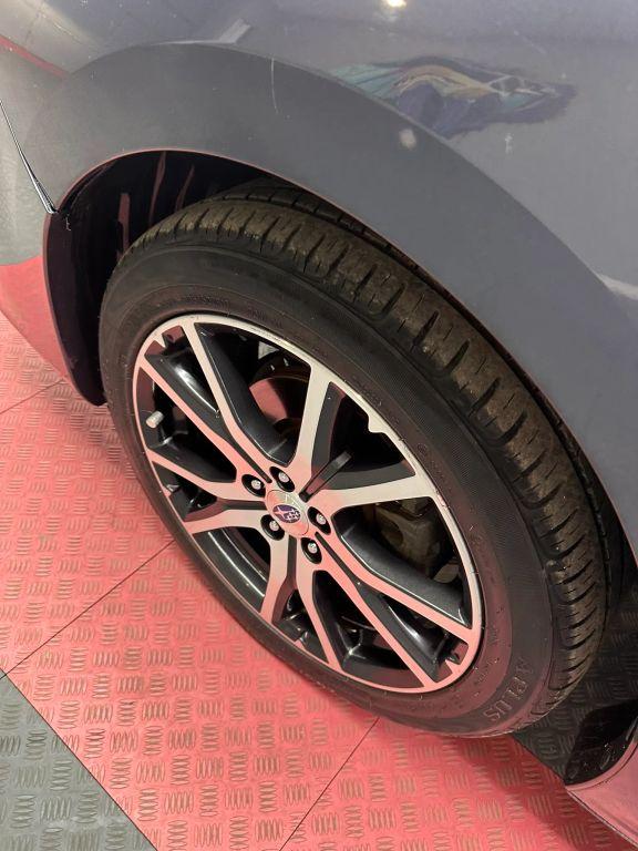 Subaru Impreza - Thumbnail 3