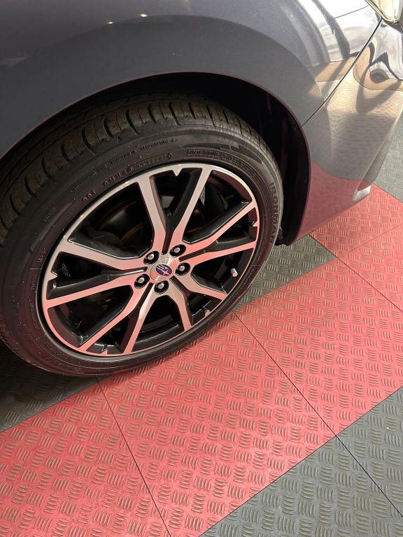 Subaru Impreza - Thumbnail 4