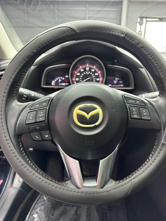 Mazda Mazda3 - Thumbnail 19