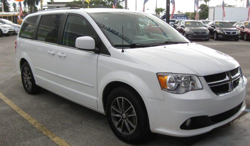 Dodge Grand Caravan - Thumbnail 4