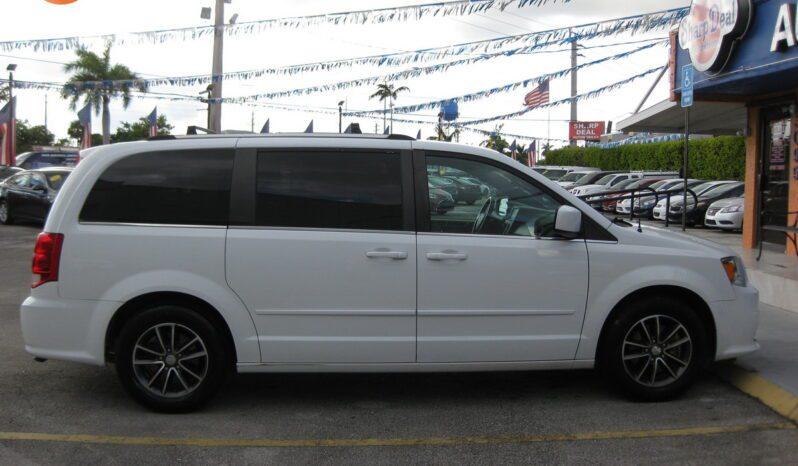 Dodge Grand Caravan - Thumbnail 5