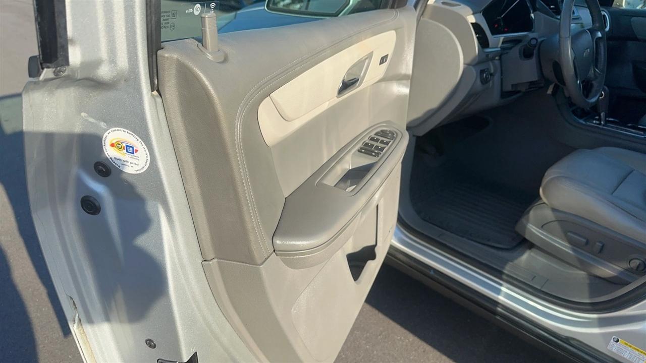 Chevrolet Traversefwd 4Dr Lt W/2Lt - Thumbnail 8