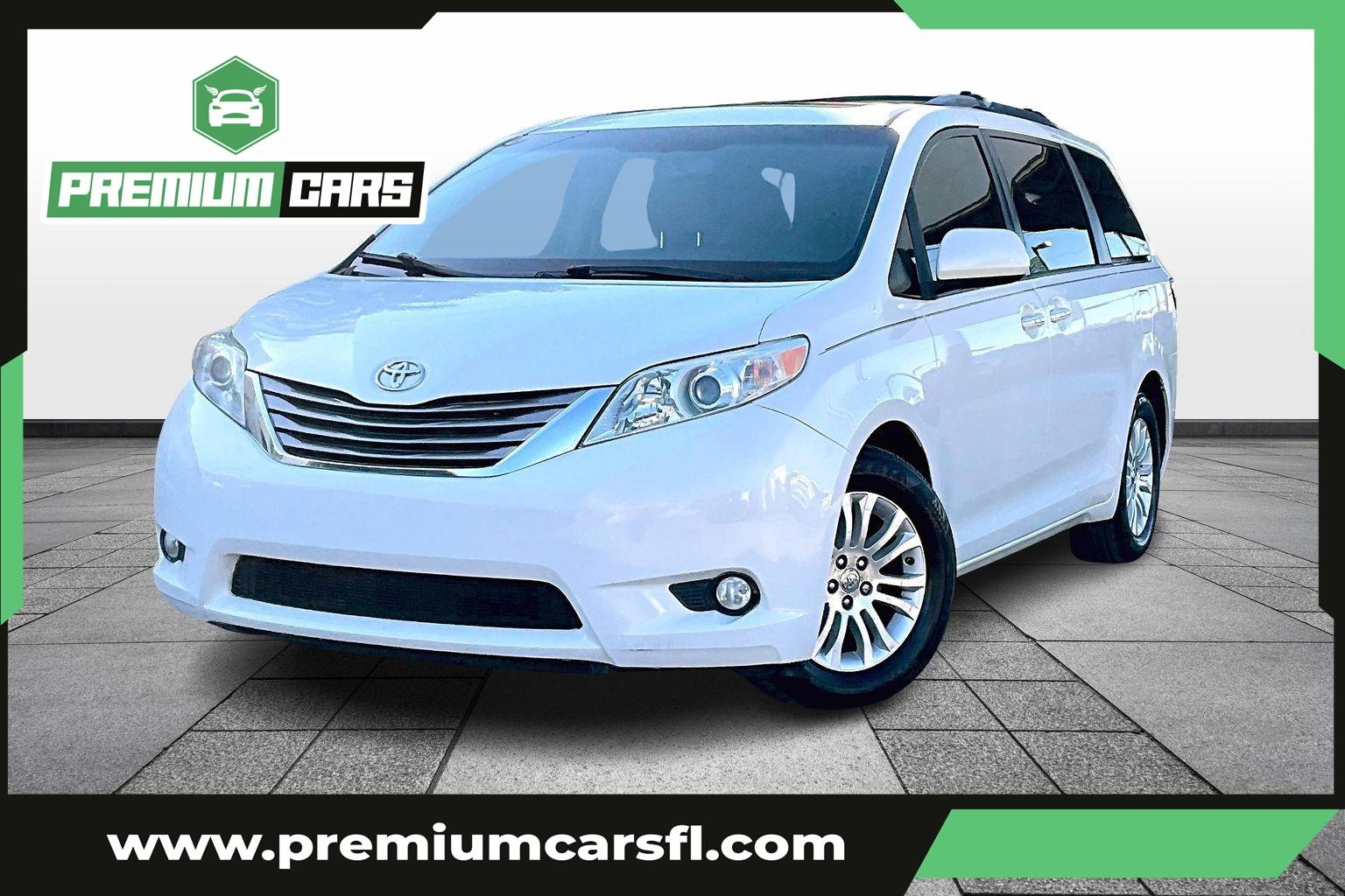 Toyota Sienna Xle Premium Minivan 4D - View 1