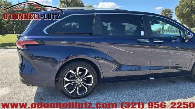 Toyota Sienna Platinum 7-Passenger | Stock No: Ma121 - Thumbnail 9