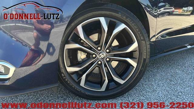 Toyota Sienna Platinum 7-Passenger | Stock No: Ma121 - Thumbnail 3