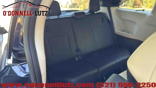 Toyota Sienna Platinum 7-Passenger | Stock No: Ma121 - Thumbnail 19