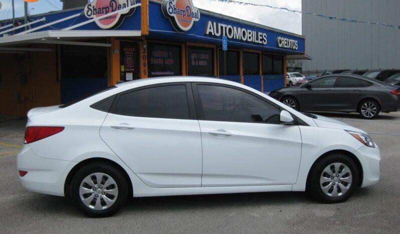Hyundai Accent - Thumbnail 5