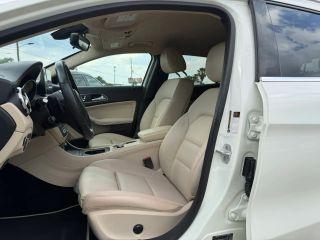 Mercedes-Benz Gla - Thumbnail 16
