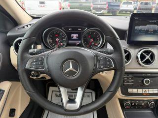 Mercedes-Benz Gla - Thumbnail 2