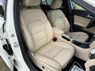 Mercedes-Benz Gla - Thumbnail 19