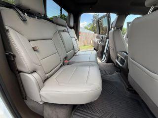 Chevrolet Silverado 2500 Hd Crew Cab - Thumbnail 16