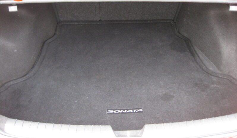 Hyundai Sonata - Thumbnail 14