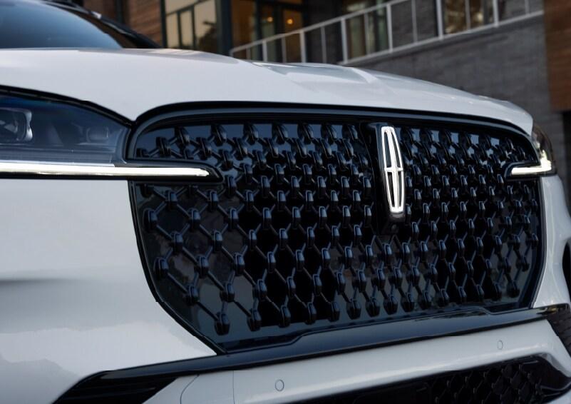 Lincoln Aviator - Thumbnail 5